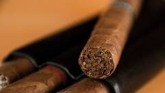 cigar lounge